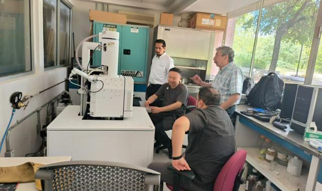 CIQTEK SEM3200 installé avec succès dans le laboratoire de l'Université de Monterrey, Mexique